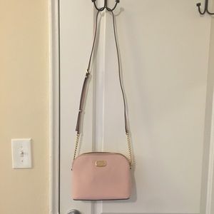 Michael Kors: Women’s Crossbody Bag